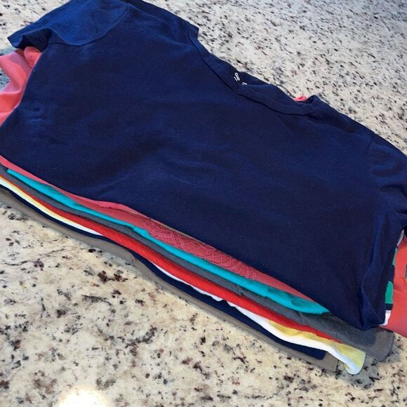 Mixed Bundle Of Gap Womens Tank Top Blouse T-Shirt Assorted Size Medium - Picture 7 of 7